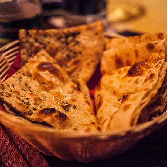 Maison Samosa Express 1430, rue de l Eglise, Saint-Laurent - Montreal, H4L 2H3